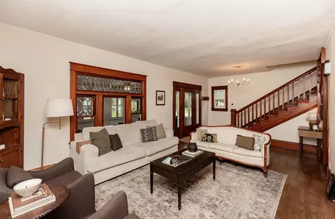 1643 York St, Des Moines, IA 50316