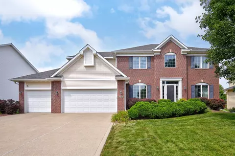 15309 Ridgemont Dr, Urbandale, IA 50323