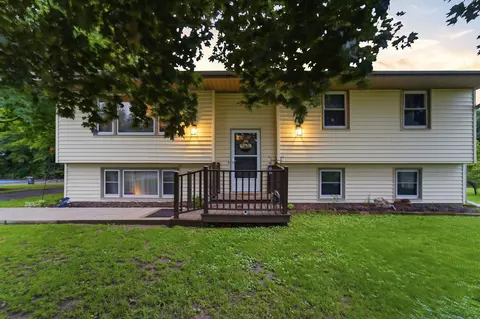 155 Coal Ridge Rd, Knoxville, IA 50138