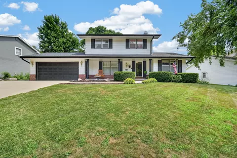 717 41st St, West Des Moines, IA 50265