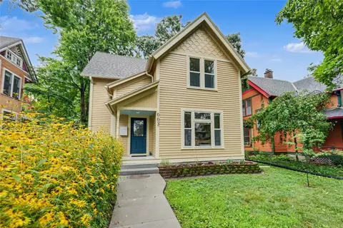 663 19th St, Des Moines, IA 50314