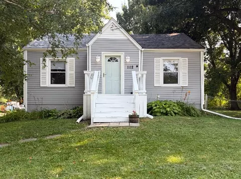 1112 Lewis Ave, Des Moines, IA 50315