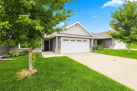 2251 E Redmond Ave, Des Moines, IA 50320
