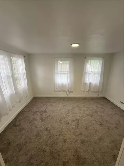 Bedroom - 2117 5th St, Perry, IA 50220 photo 2 of 7