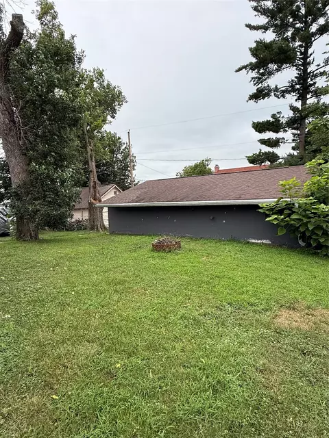 Exterior - 2117 5th St, Perry, IA 50220 photo 7 of 7