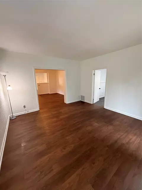 Living - 2117 5th St, Perry, IA 50220 photo 3 of 3