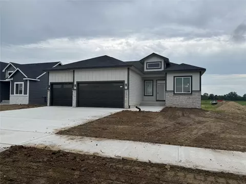 1611 NE Threshold Dr, Ankeny, IA 50021