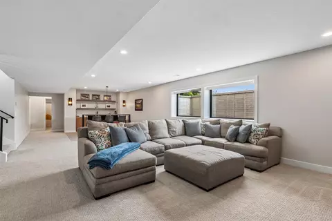 Other - 17564 Aurora Dr, Clive, IA 50325 photo 7 of 13