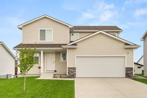 2720 21st St SW, Altoona, IA 50009
