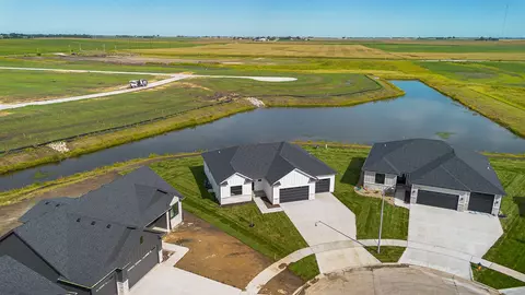 2912 NW Fairfield Ct, Ankeny, IA 50023