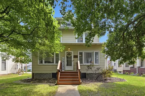 308 N 3rd St, Oskaloosa, IA 52577