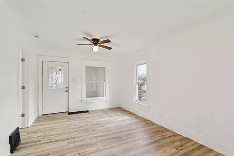 1916 Jefferson Ave, Des Moines, IA 50314