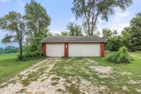 Exterior - 408 Emerson St, Peru, IA 50222 photo 6 of 7