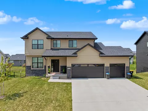 2540 SE Kettleridge Ln, Waukee, IA 50263