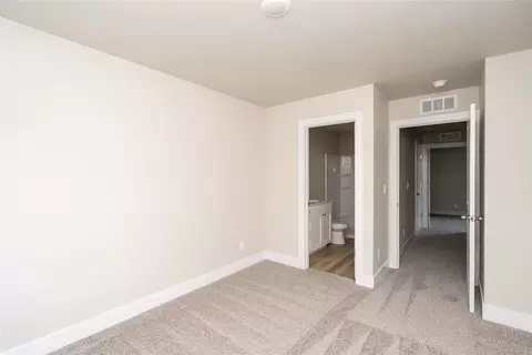 Entry Way - 407 Juniper St, Ames, IA 50010 photo 1 of 1