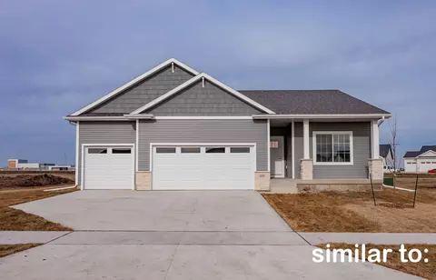 620 NW Atlas Ln, Waukee, IA 50263