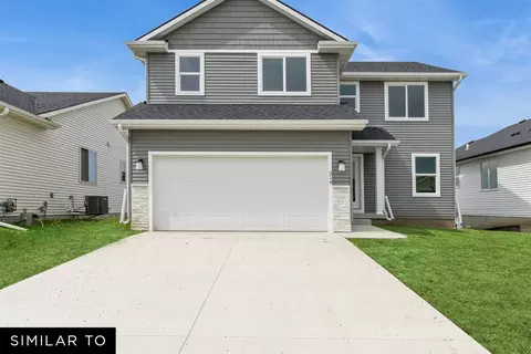 304 N 20th St, Indianola, IA 50125
