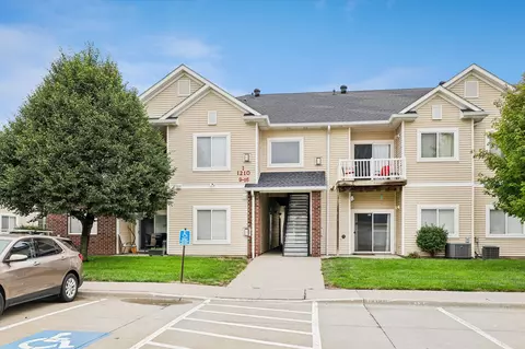 1210 NE 6th Ln #I16, Ankeny, IA 50021