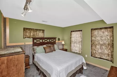 Bedroom - 8104 Lakeshore Dr, Dexter, IA 50070 photo 3 of 3