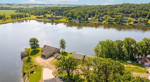 View/Area - 8104 Lakeshore Dr, Dexter, IA 50070 photo 9 of 9