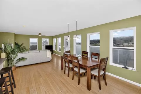 Dining - 8104 Lakeshore Dr, Dexter, IA 50070 photo 1 of 2