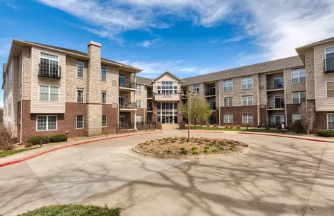 3031 Grand Ave #117, Des Moines, IA 50312