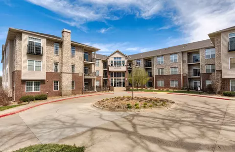 3031 Grand Ave #117, Des Moines, IA 50312
