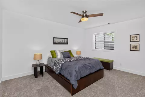Bedroom - 1304 NE 53rd Ct, Ankeny, IA 50021 photo 3 of 4