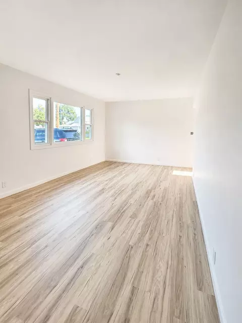 612 Dallas St, De Soto, IA 50069