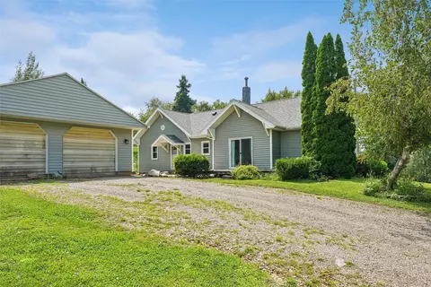 315 W High St, Colfax, IA 50054