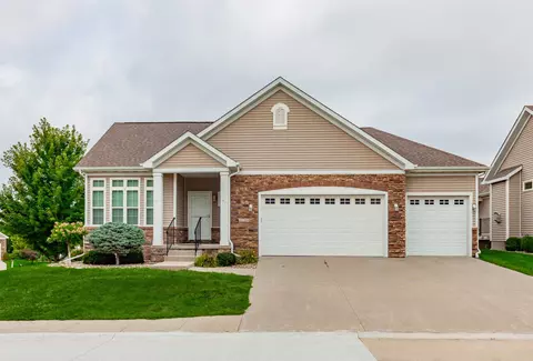 2716 SW Westview Ln, Ankeny, IA 50023