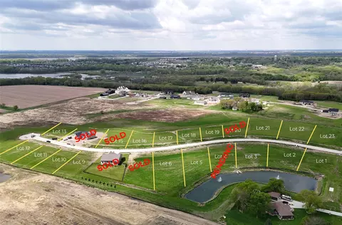 444 NE Monarch Dr, Polk City, IA 50226