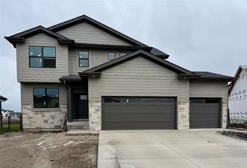 2515 NW North Creek Ct, Ankeny, IA 50023