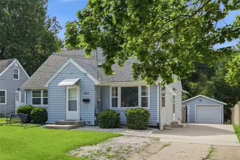 505 E Holcomb Ave, Des Moines, IA 50313