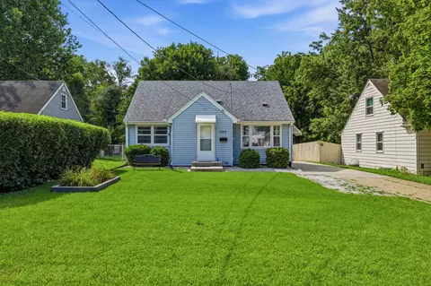 505 E Holcomb Ave, Des Moines, IA 50313