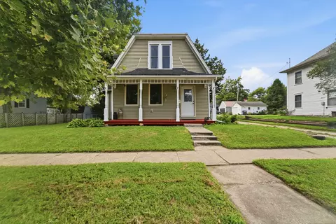 610 2nd Ave E, Oskaloosa, IA 52577
