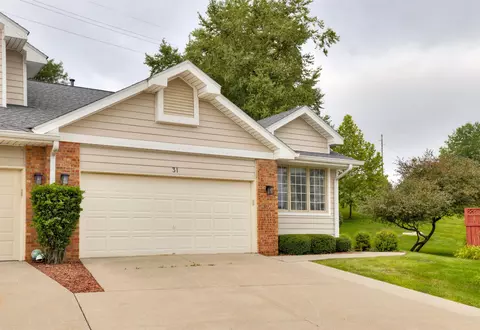 4400 Ep True Pkwy #31, West Des Moines, IA 50265