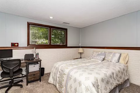 Bedroom - 3220 Diamond St, Ames, IA 50010 photo 4 of 6
