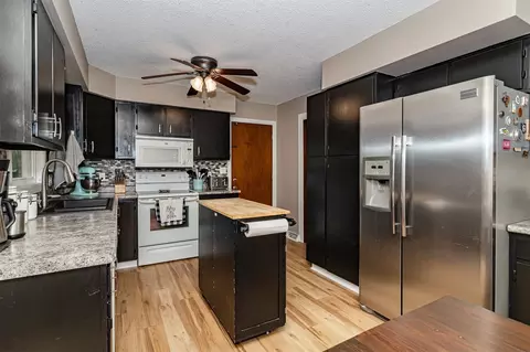 Kitchen - 3220 Diamond St, Ames, IA 50010 photo 3 of 5
