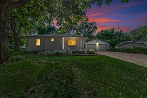 404 N Spruce St, Creston, IA 50801