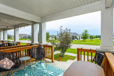 1203 S 91st St, West Des Moines, IA 50266