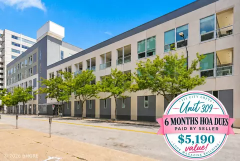 111 10th St #309, Des Moines, IA 50309