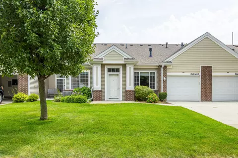 7610 Wistful Vista Dr #402, West Des Moines, IA 50266