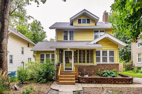 1518 E 9th St, Des Moines, IA 50316