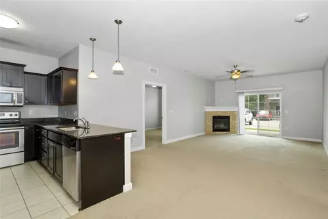 8350 Ep True Pkwy #3103, West Des Moines, IA 50266