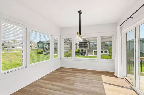 875 NW Frescott Cir, Waukee, IA 50263