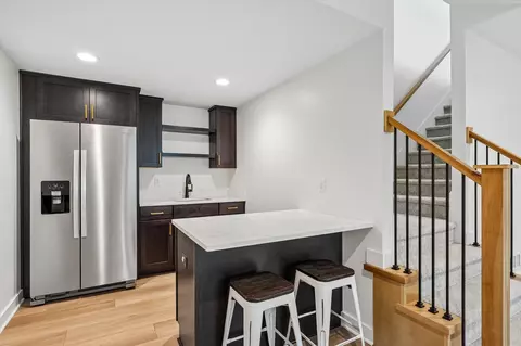 875 NW Frescott Cir, Waukee, IA 50263