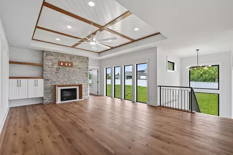 225 NW Woodmoor Dr, Waukee, IA 50263