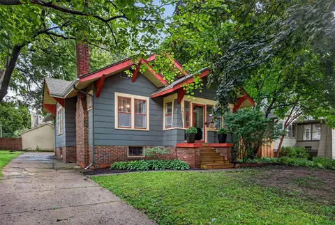 1507 48th St, Des Moines, IA 50311