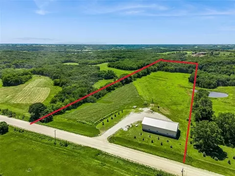 2852 260th St, Saint Charles, IA 50240
